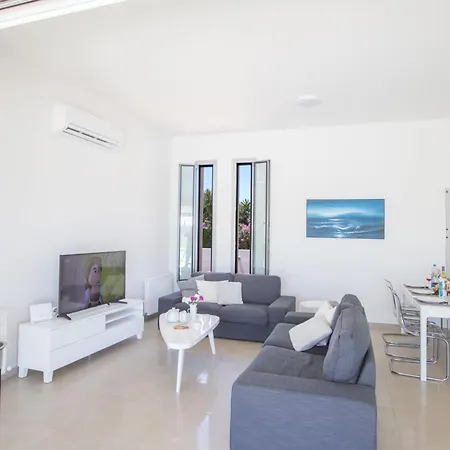 In Ayia Napa Mit Grossem Patio Casa vacanze *